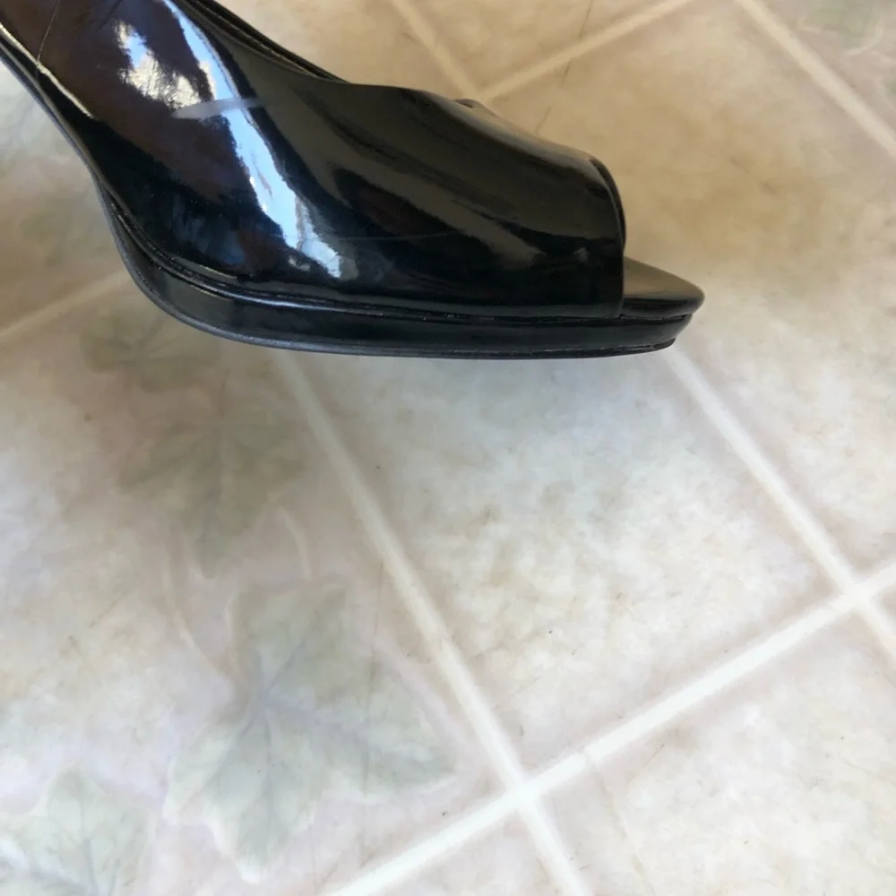 Laura Ashley 5” heel